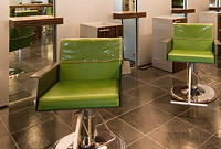 Side-salon