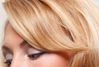Right-bangs-triangular-faces-side
