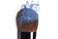 How-to-create-a-flattering-eye-shadow-look-side
