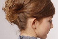 Hairstyle-help-preparing-your-hair-for-an-updo-side