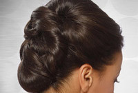 Hair-tips-for-shiny-glossy-locks-side