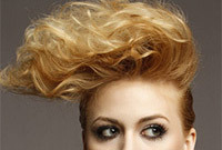 Quick-ways-to-add-volume-to-fine-hair-side