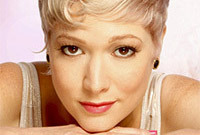 Makeup-tips-to-flatter-your-short-hair-length-side