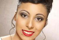 Red-lipstick-tips-side