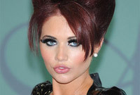 Hair-and-makeup-donts-side