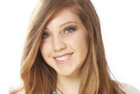 Styling-ideas-deep-side-hair-part-side-side
