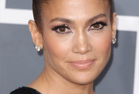 Celebrity-hairstyles-who-wore-it-better-side