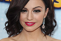 Texture-taming-hairstyle-ideas-curls-and-waves-side
