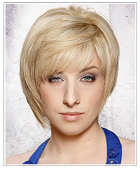 Short blonde layered hairdo