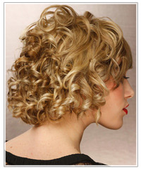 Model with blonde curls