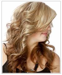 Model with blonde two-tone hair