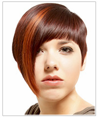 Model with asymmetric hairstyle