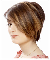 Model with brunette layered bob