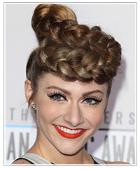 Amy Heidermann hairstyles