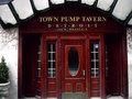 1_town-pump