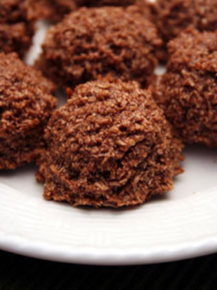Choc_macaroons_medium