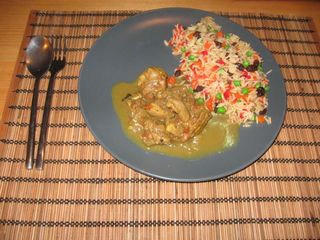 Pilau_and_chicken_curry_medium