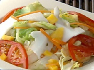 Tossed_salad_with_mango__roasted-285-102_medium