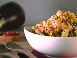 Ei1110_rigatoni_eggplant_puree_med_medium
