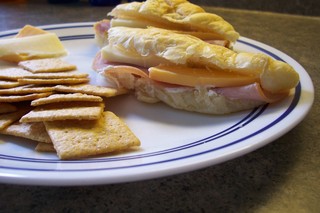 Pancakes_and_sandwiches_006_medium