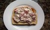 Chipped_beef_gravy_thumb