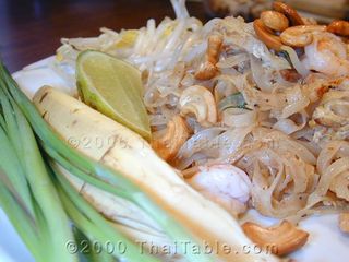 Padthai_medium