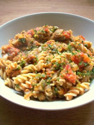 Pasta_w_spicy_lentil_sauce_blog_1__medium