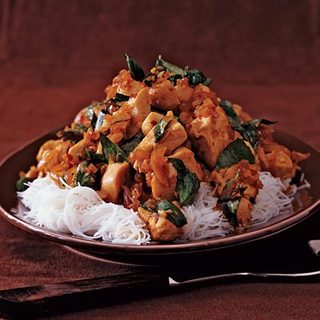 Gpr_edr_basil_chili_chicken_sz3_medium