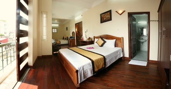 A room at the Hanoi Old Centre Hotel A room at the Hanoi Old Centre Hotel