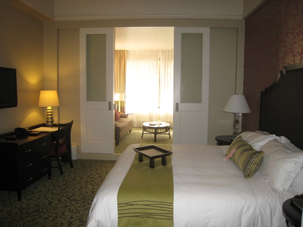 The Royal Hawaiian Hotel Review-Royal Ocean Junior Suite
