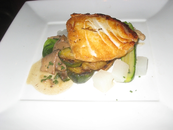 Chilean Sea Bass Le Bistro, Honolulu Restaurant Review-Sea Bass