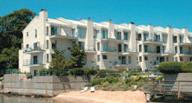 White_beach_condominium_townhouses_midsize