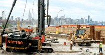 Sep_2006__164_kent_ave_midsize