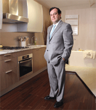 Aug_2006__steve_lari_midsize