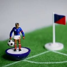 Currys / Thierry Henry