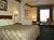 Holiday Inn Express Airport::Priceline.com