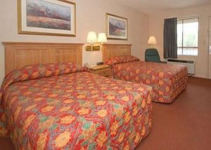 Econo Lodge At Ft. Benning::Travelocity.com