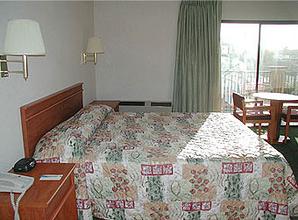 Web-lax_repi-rooms-2