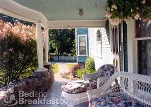 The Jeweled Turret Inn::BedAndBreakfast.com