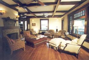 Dickens House Bed and Breakfast::InnSite.com