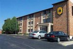 Super 8 Motel - St Charles
