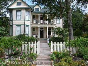 Victorian Bed and Breakfast::BedAndBreakfast.com