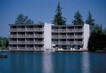 Lakeshore Inn