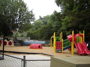 Seven Oaks Academy::KaBoom.org