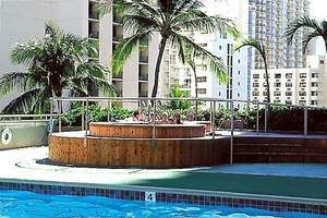 ResortQuest at the Waikiki Banyan::Travelocity.com