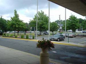 Web-doubletree_hotel_at_tysons_corner_40882_3_07132006_1107385336_500