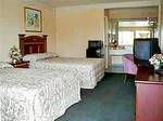 Econo Lodge Inn and Suites Garden Grove