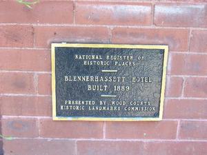 Web-2928547-hotels_and_accommodations-parkersburg