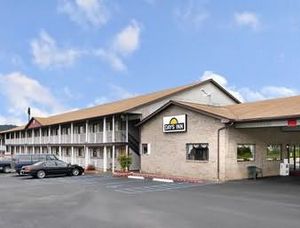 Days Inn Huntington::Travelocity.com