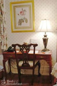 Central Park Bed & Breakfast::BedAndBreakfast.com